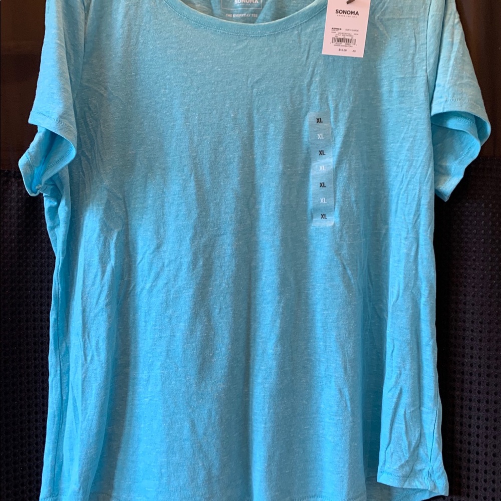 Bright blue everyday tee